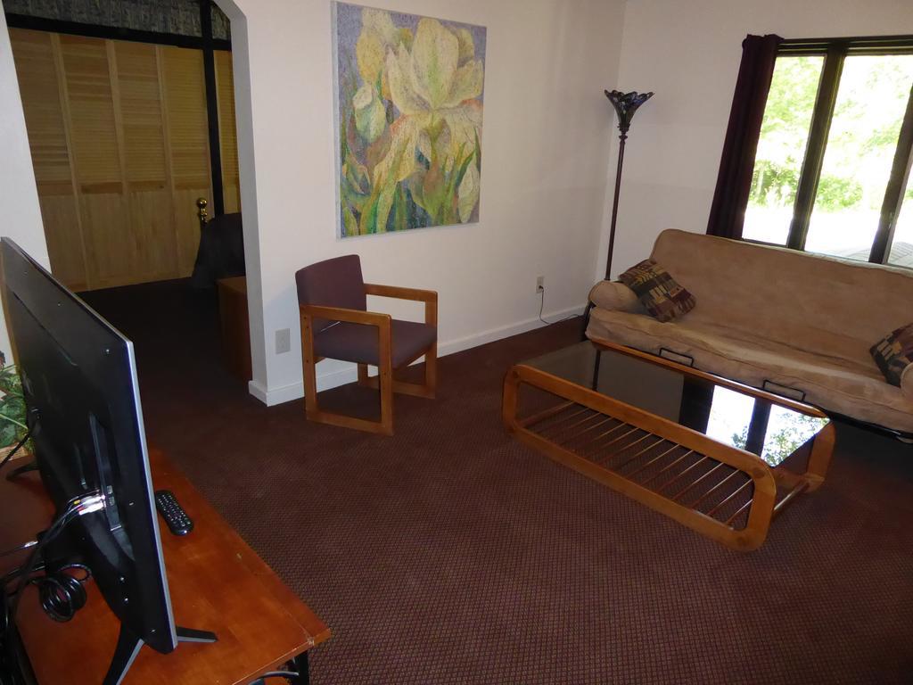 Mountain Sports Inn Killington Bagian luar foto