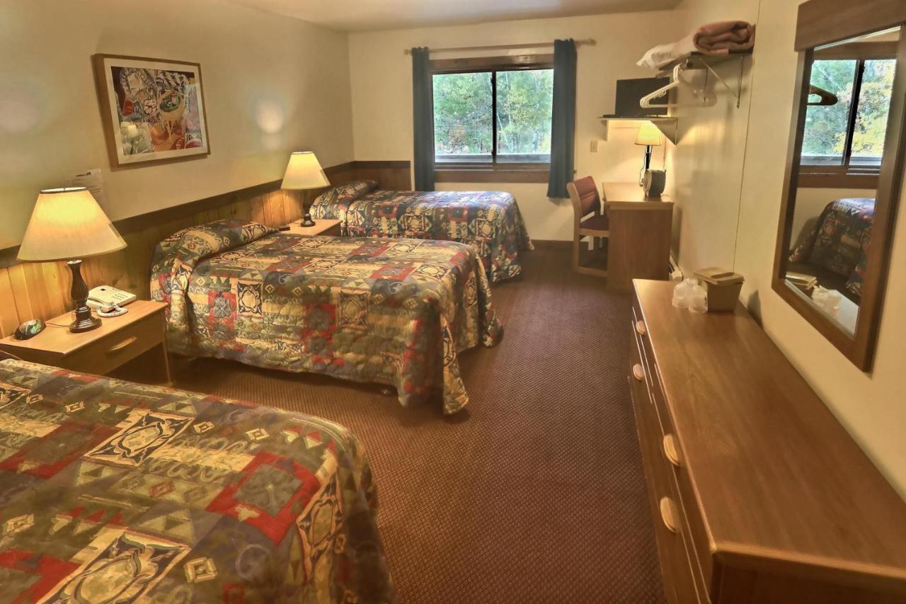 Mountain Sports Inn Killington Bagian luar foto